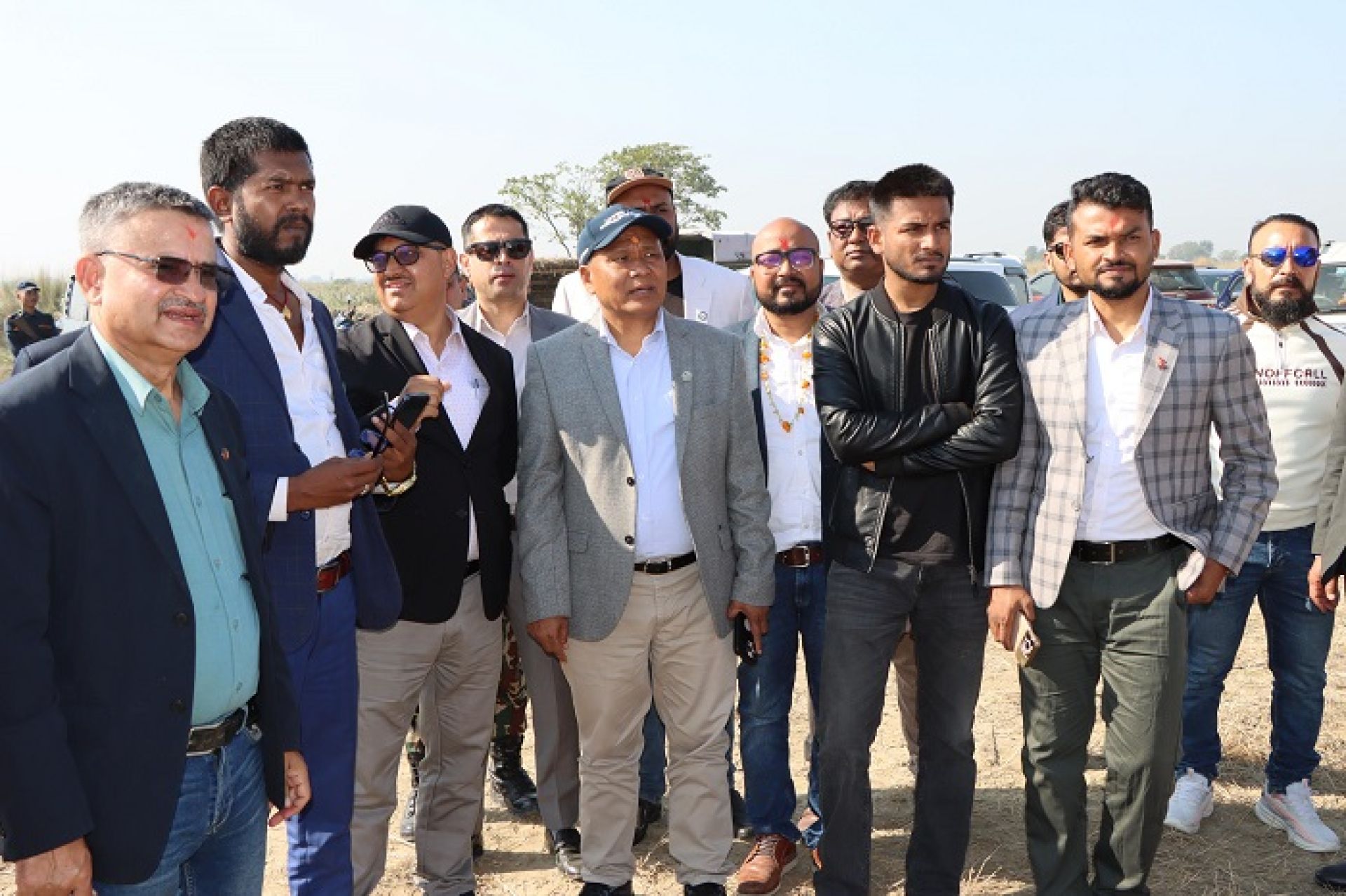 मन्त्री घिसिङद्वारा कमला पुल अनुगमनः १४ वर्षदेखि अलपत्र काम असारभित्रै सक्ने र अनियमितता छानबिन गर्ने